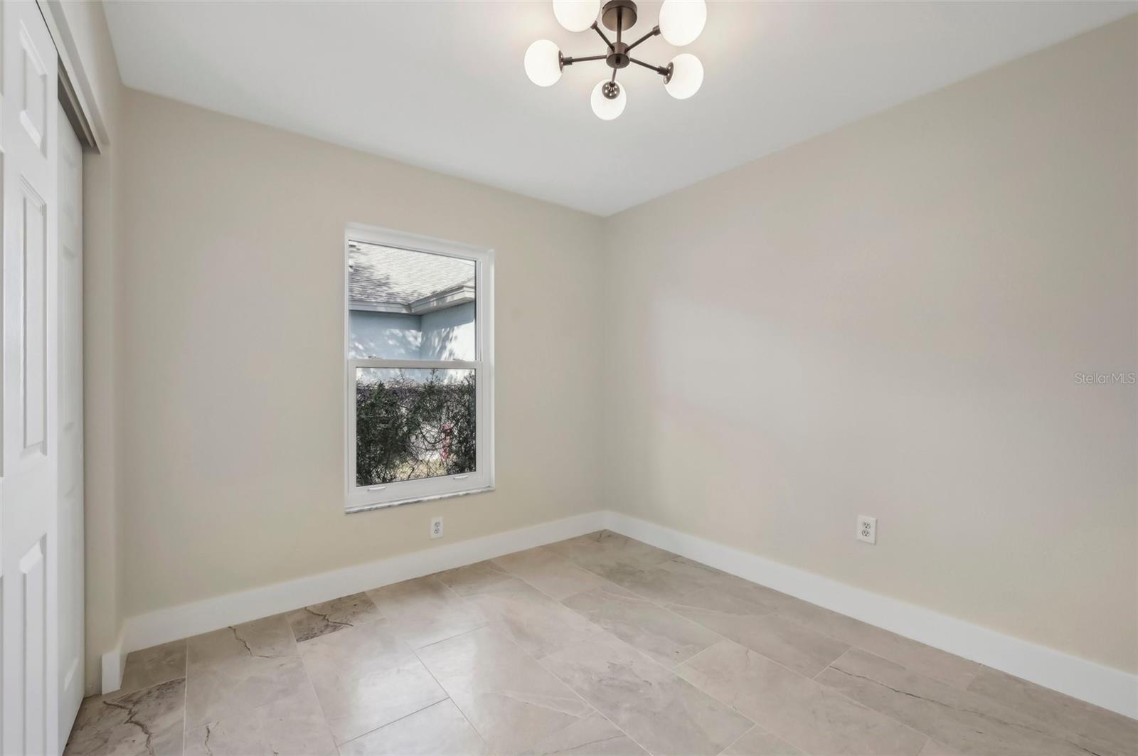 2077 5TH ST, SARASOTA, FL, 34237