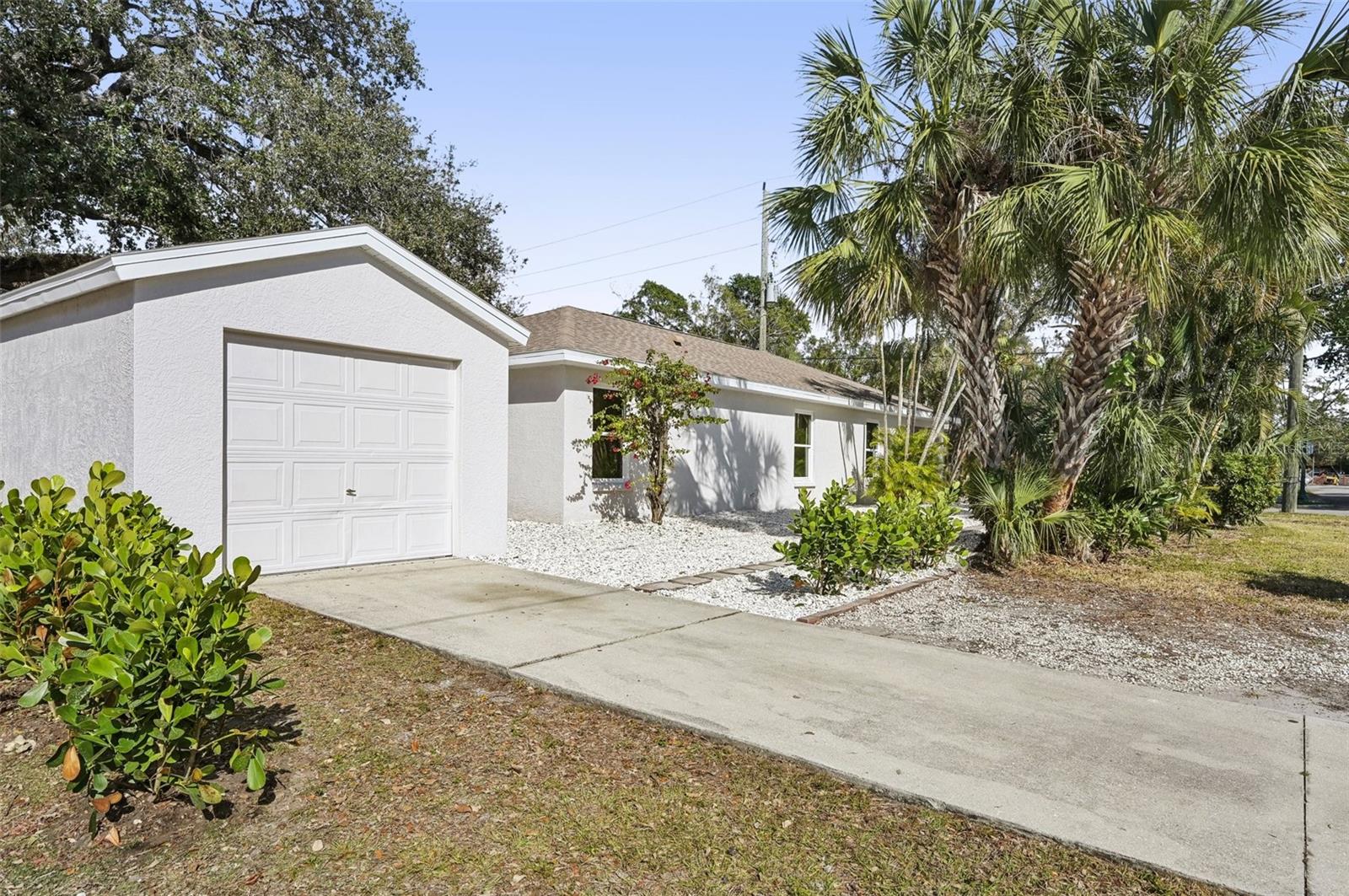 2077 5TH ST, SARASOTA, FL, 34237