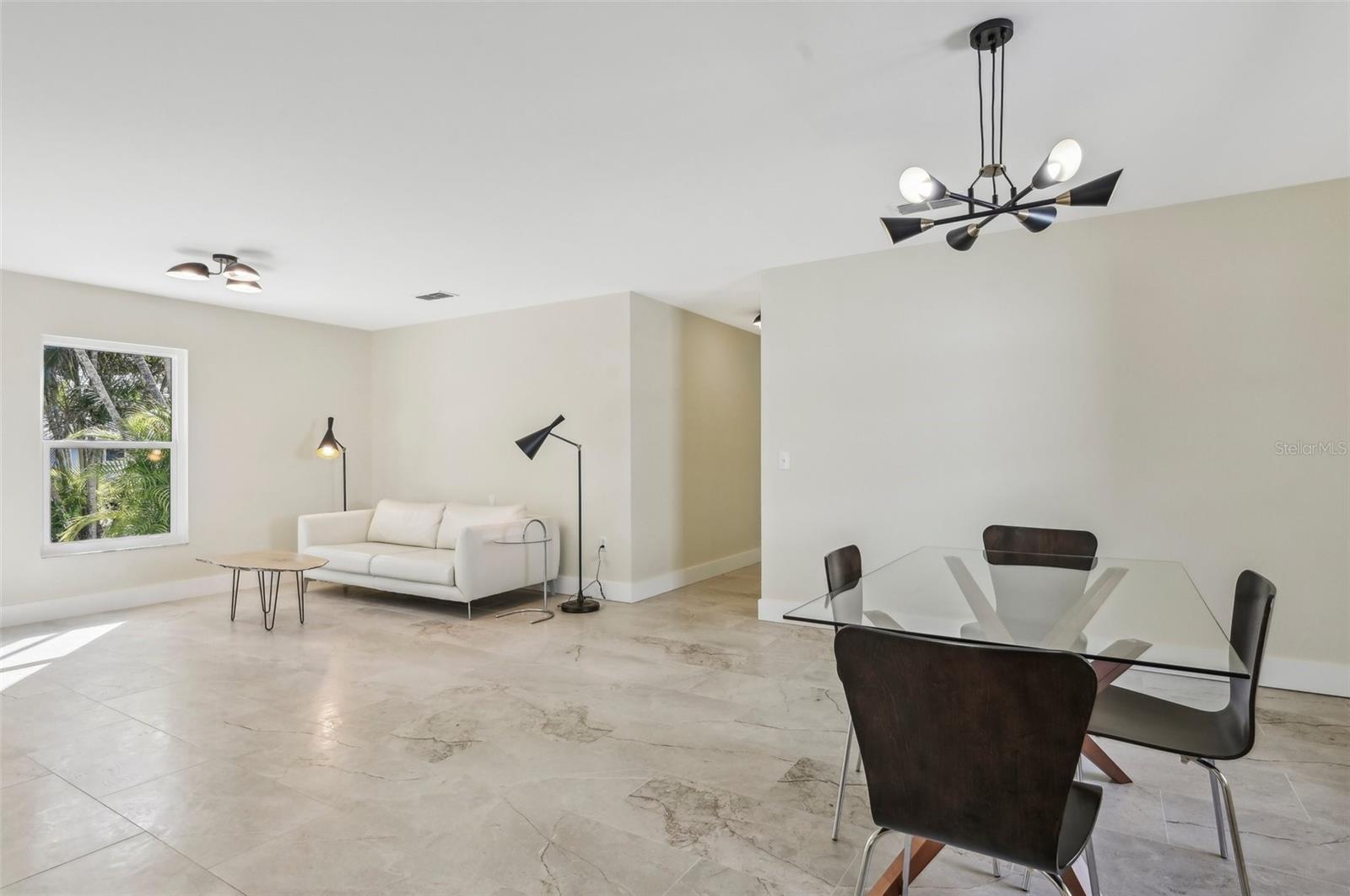 2077 5TH ST, SARASOTA, FL, 34237