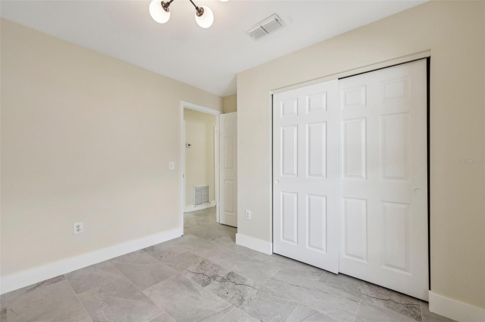 2077 5TH ST, SARASOTA, FL, 34237