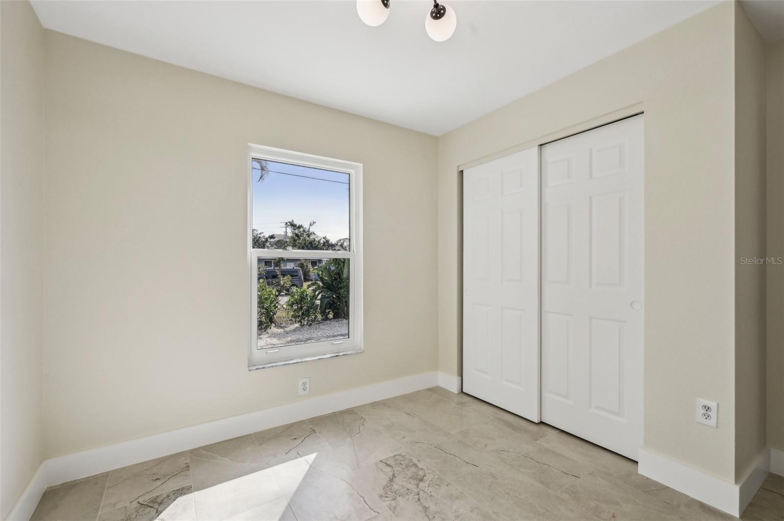 2077 5TH ST, SARASOTA, FL, 34237