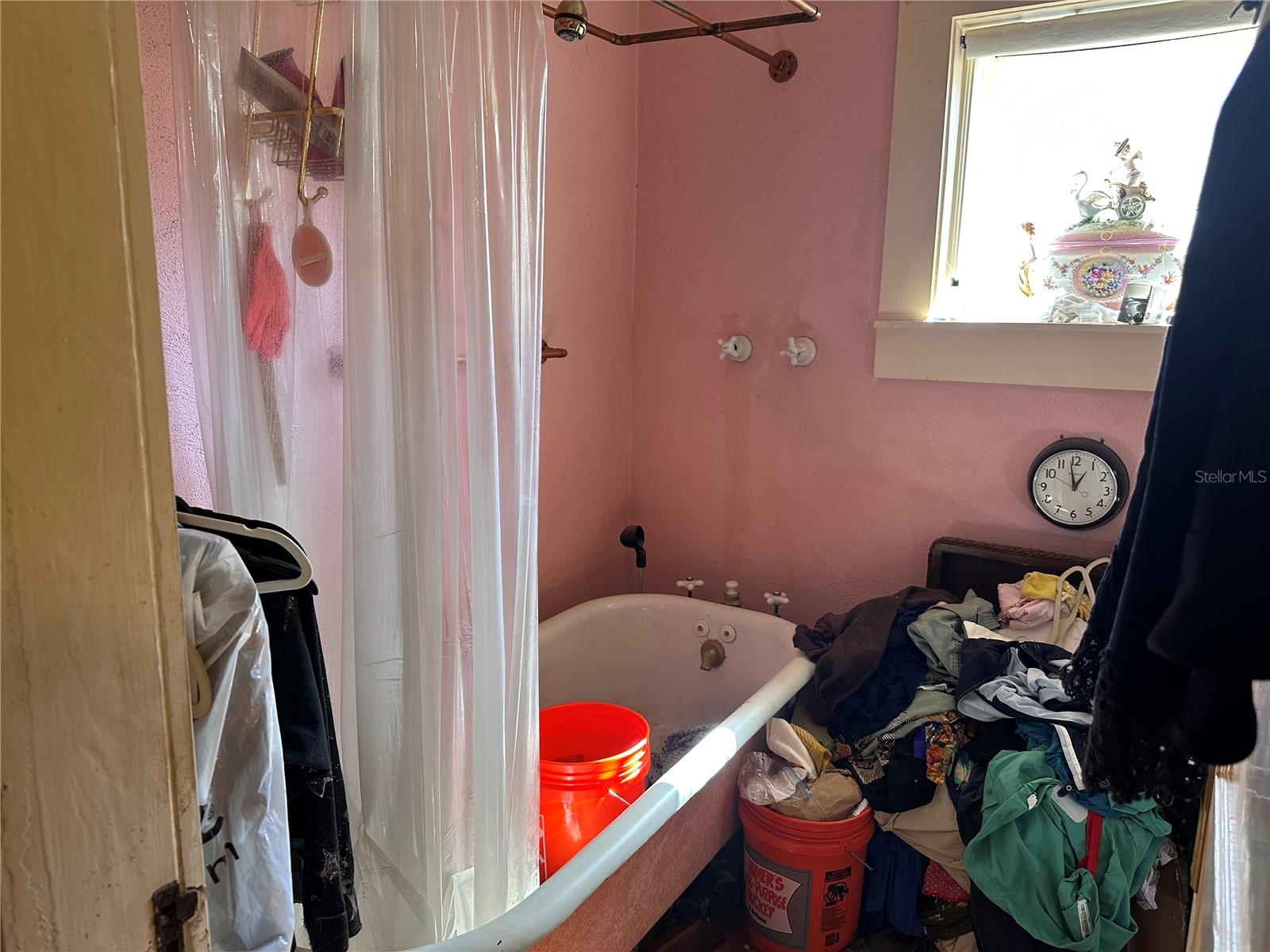 1203 S GUNBY AVE, TAMPA, FL, 33606