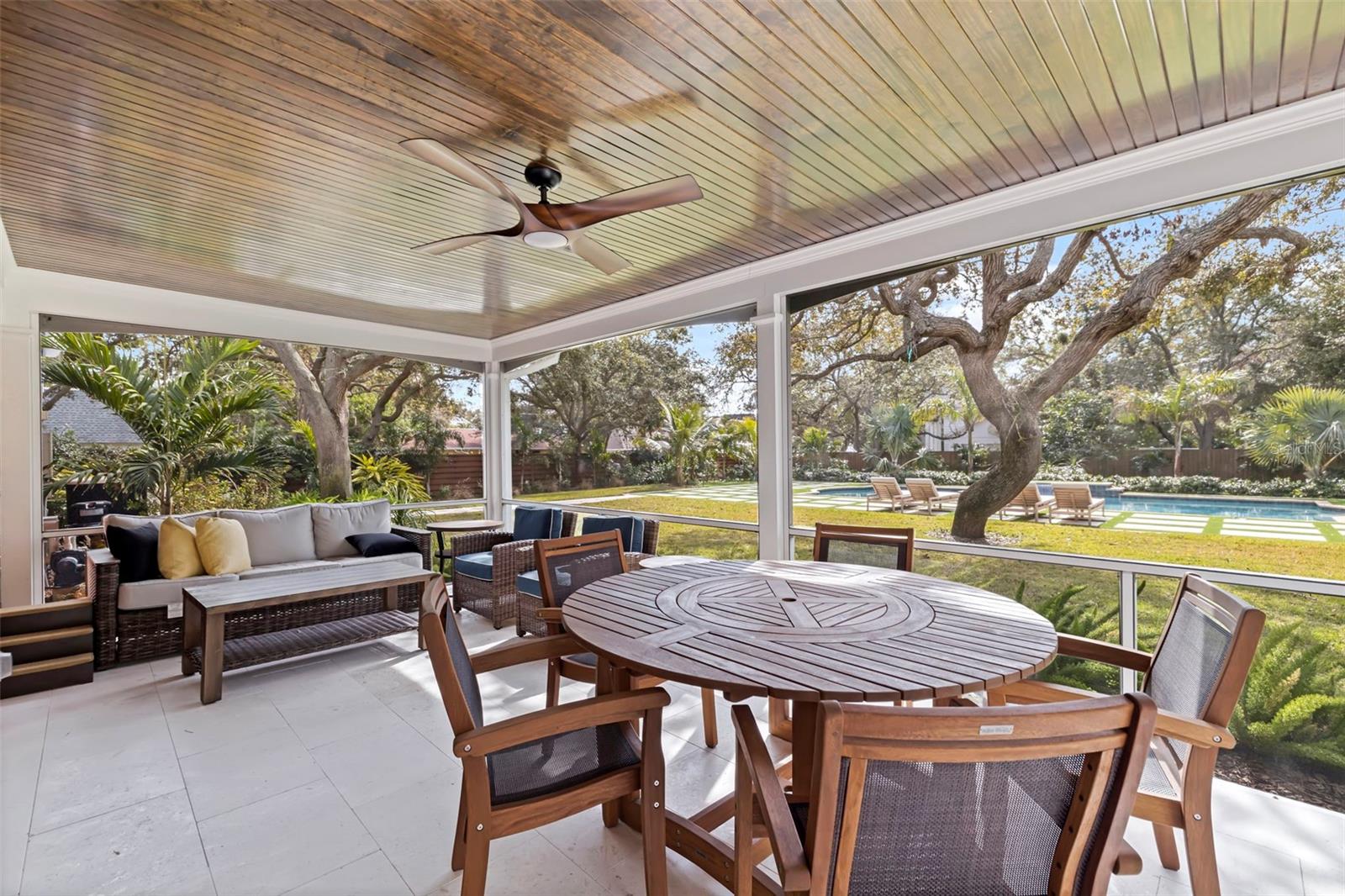 1610 SERPENTINE DR S, ST PETERSBURG, FL, 33712