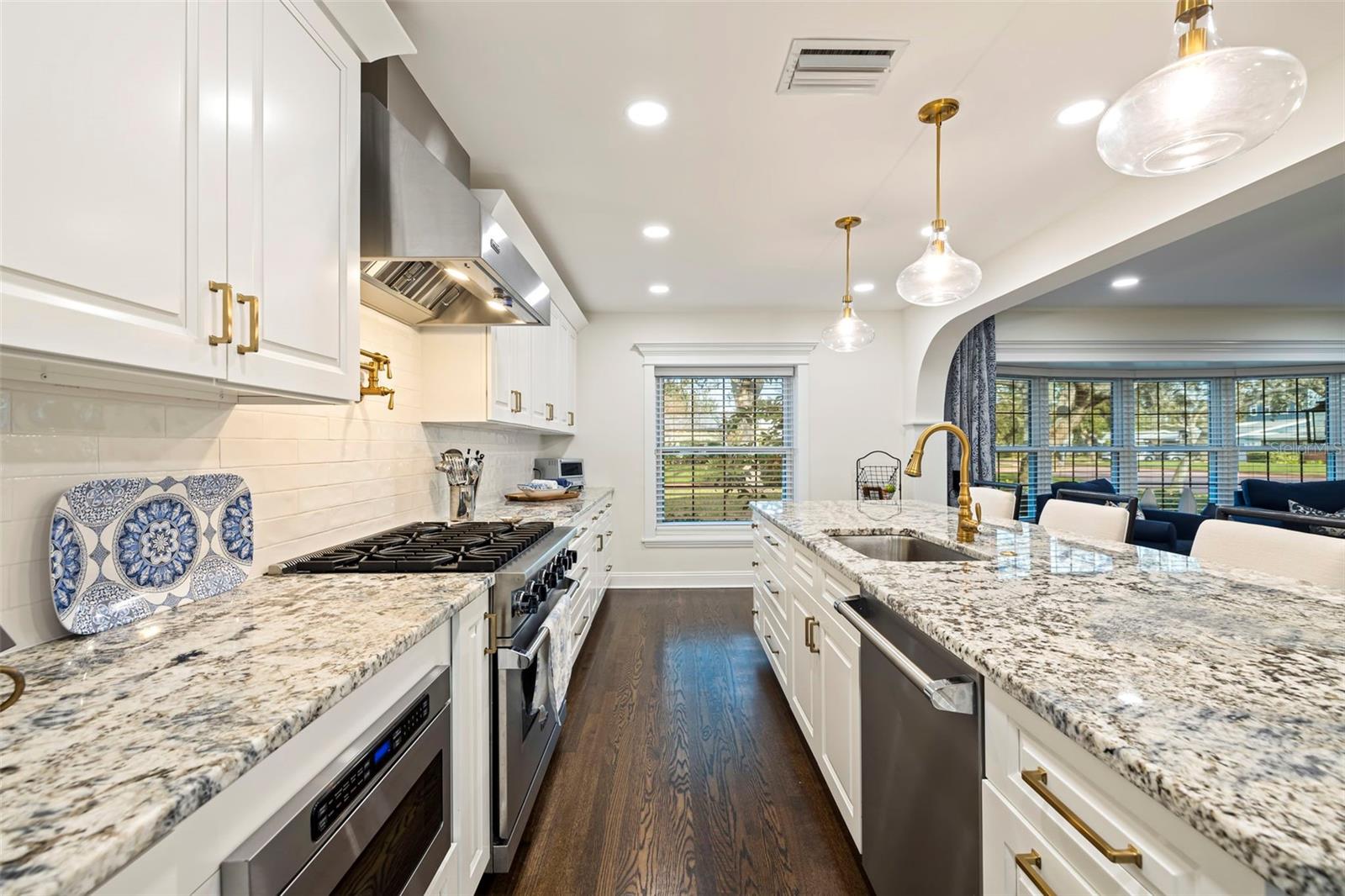 1610 SERPENTINE DR S, ST PETERSBURG, FL, 33712