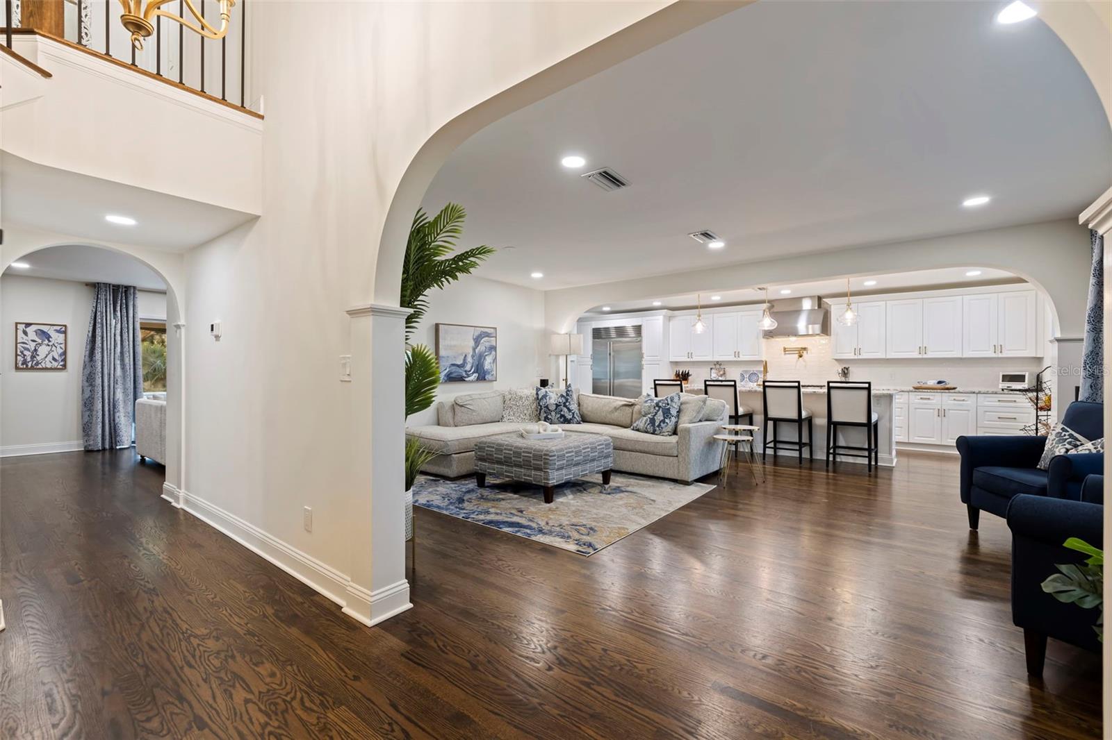 1610 SERPENTINE DR S, ST PETERSBURG, FL, 33712