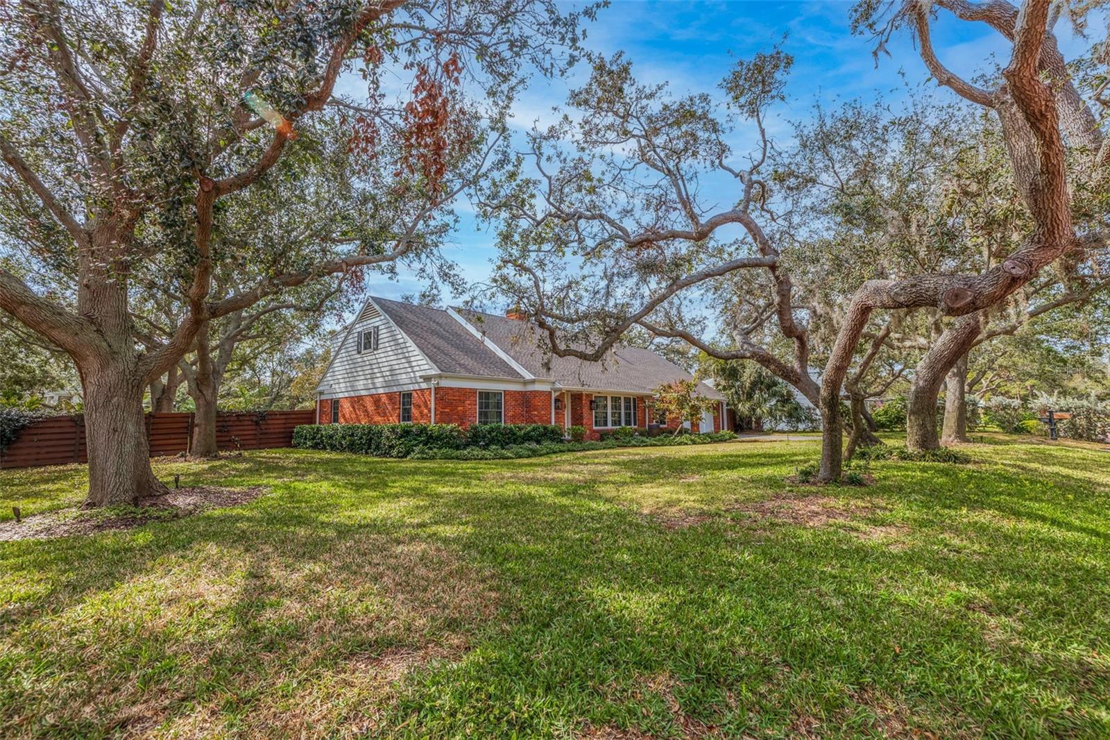1610 SERPENTINE DR S, ST PETERSBURG, FL, 33712