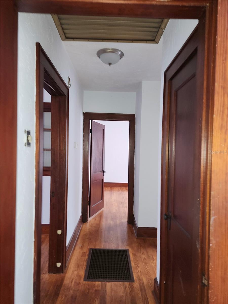 425 NW 10TH AVE, GAINESVILLE, FL, 32601