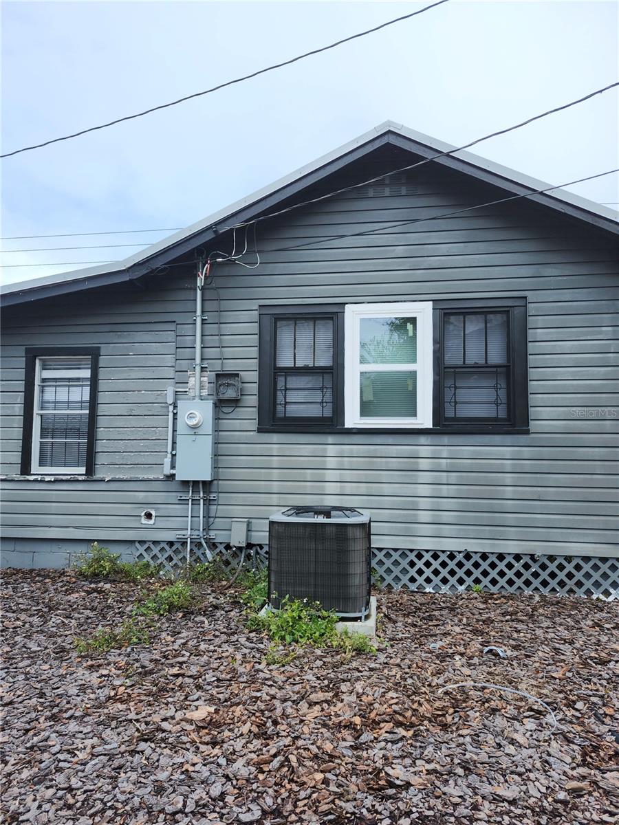 425 NW 10TH AVE, GAINESVILLE, FL, 32601