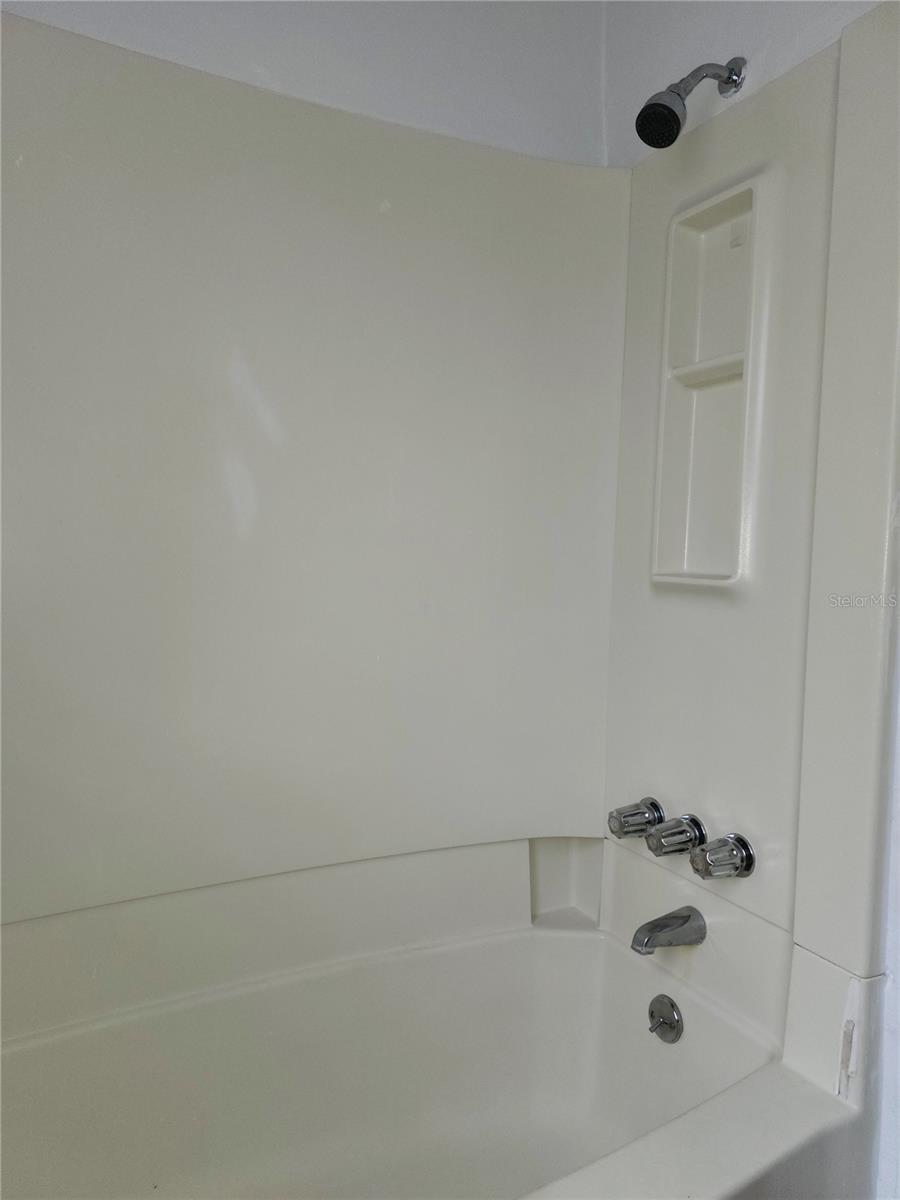 425 NW 10TH AVE, GAINESVILLE, FL, 32601