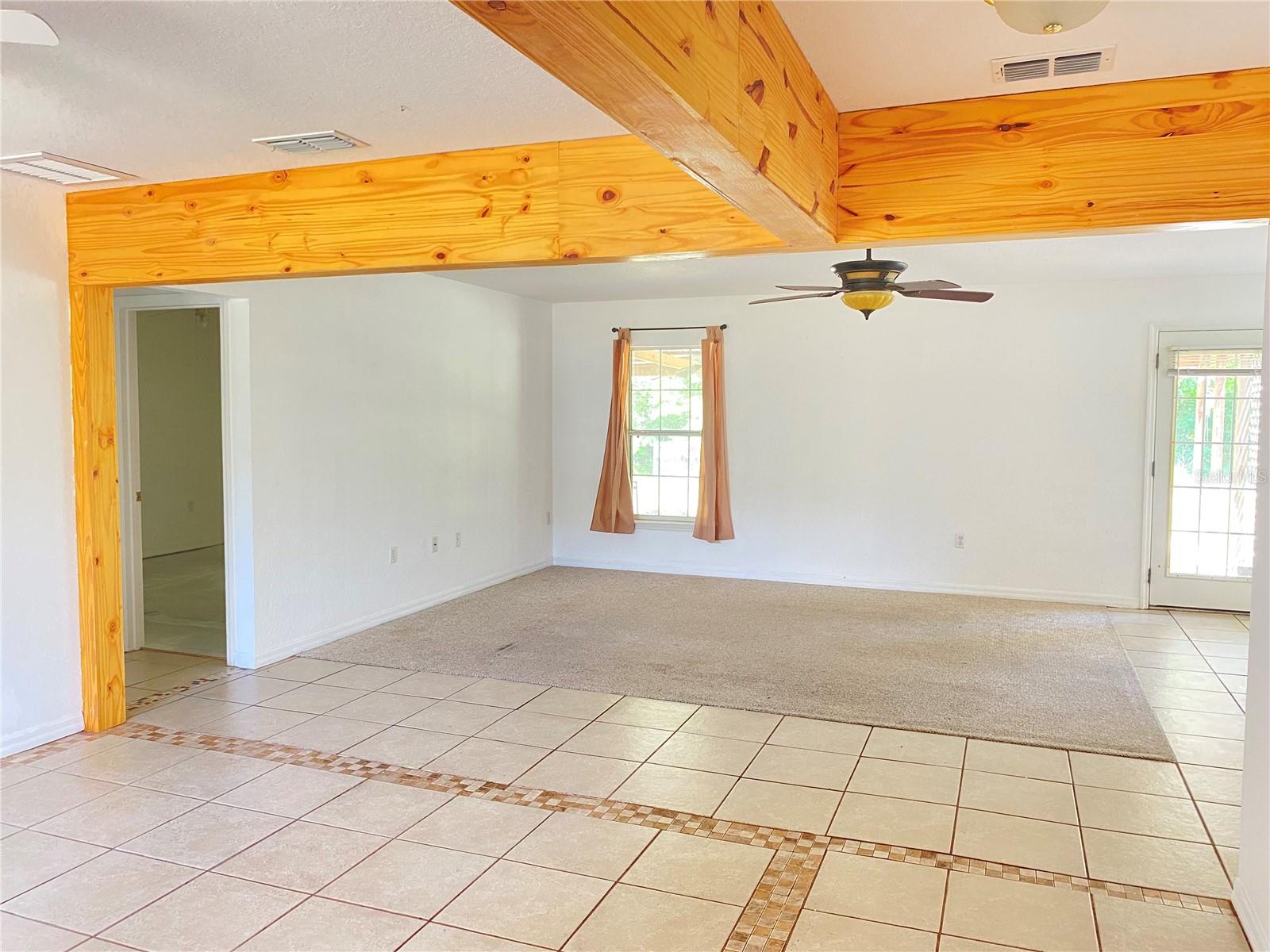 3731 SE HIGHWAY 41, MORRISTON, FL, 32668