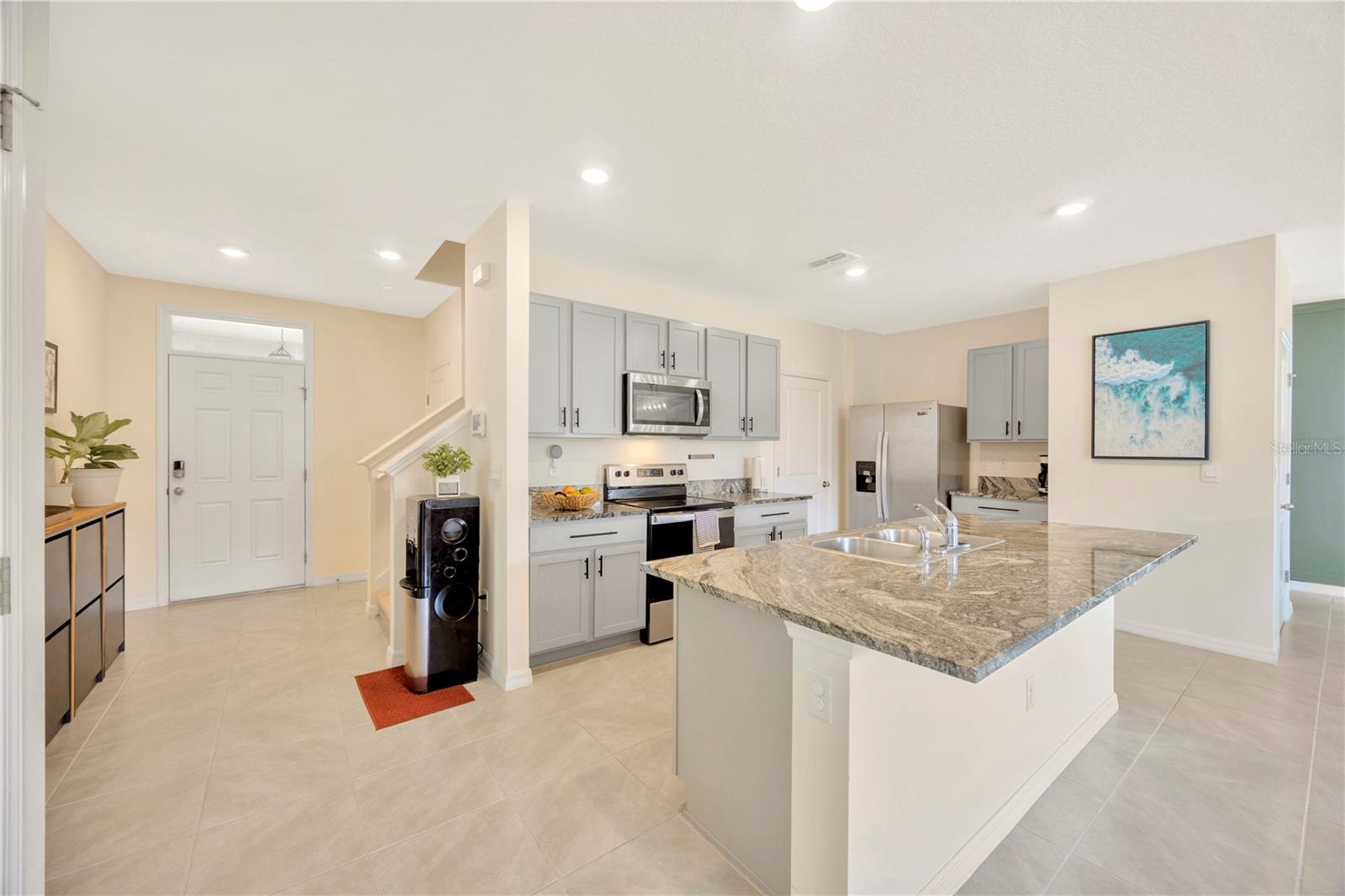 5674 BANBURY RIDGE RUN, WESLEY CHAPEL, FL, 33545