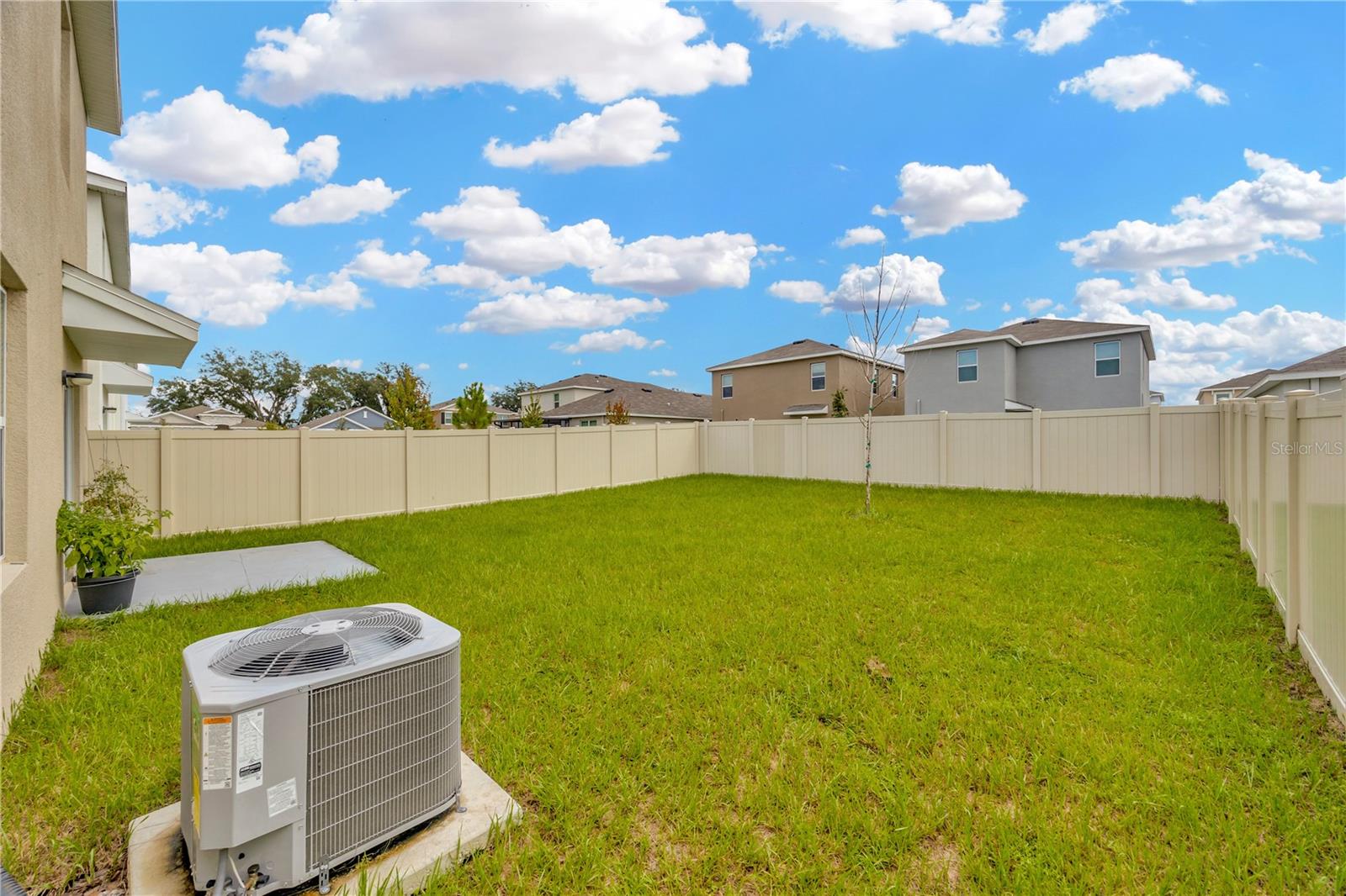 5674 BANBURY RIDGE RUN, WESLEY CHAPEL, FL, 33545