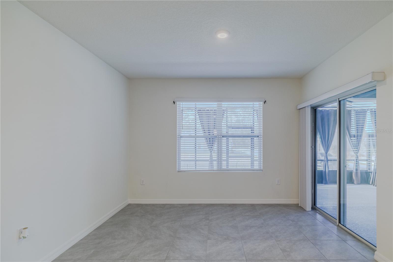 200 DUKE DR, DELAND, FL, 32724