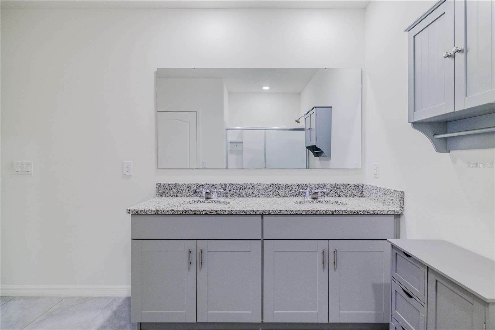 200 DUKE DR, DELAND, FL, 32724