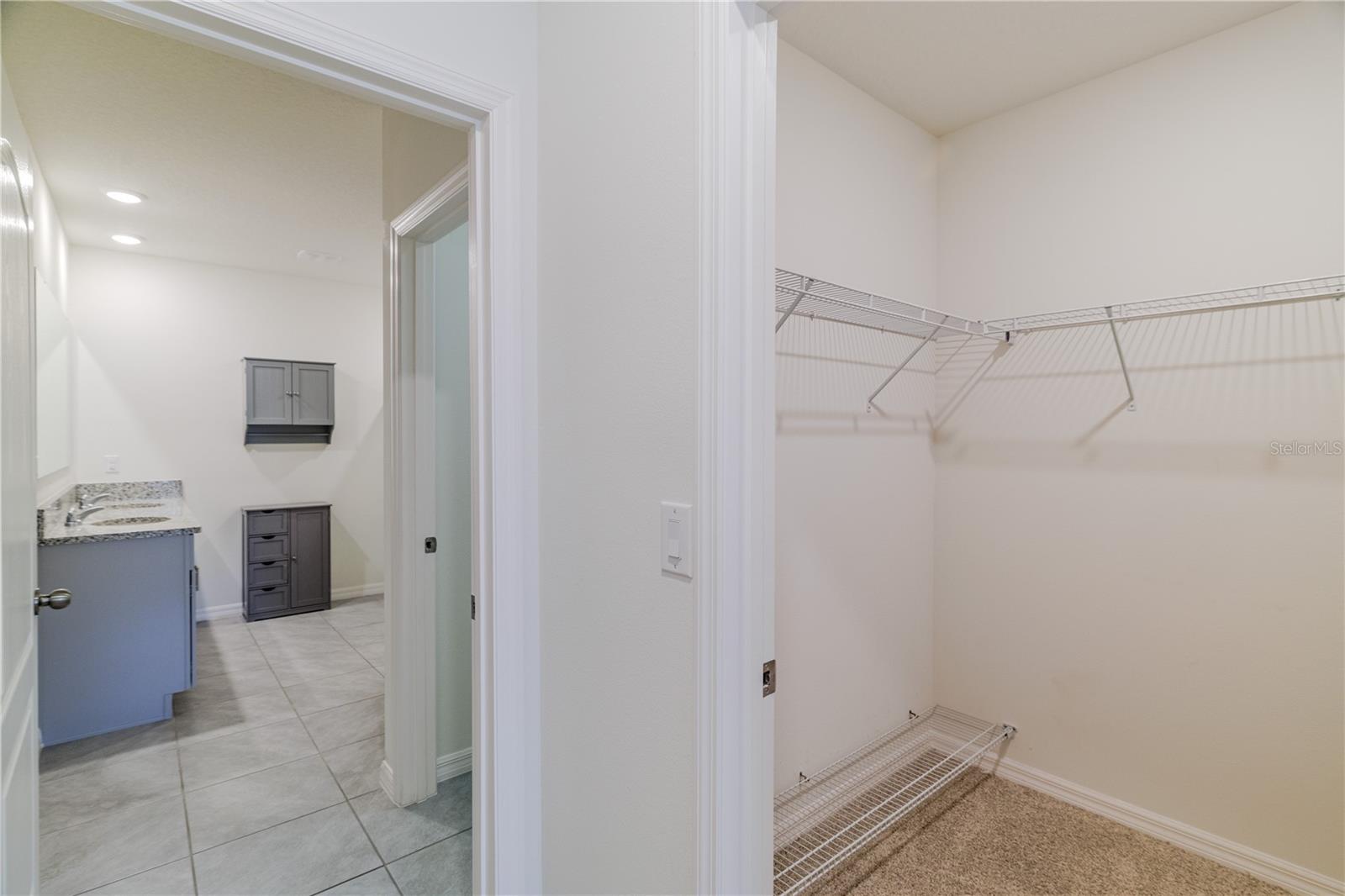 200 DUKE DR, DELAND, FL, 32724