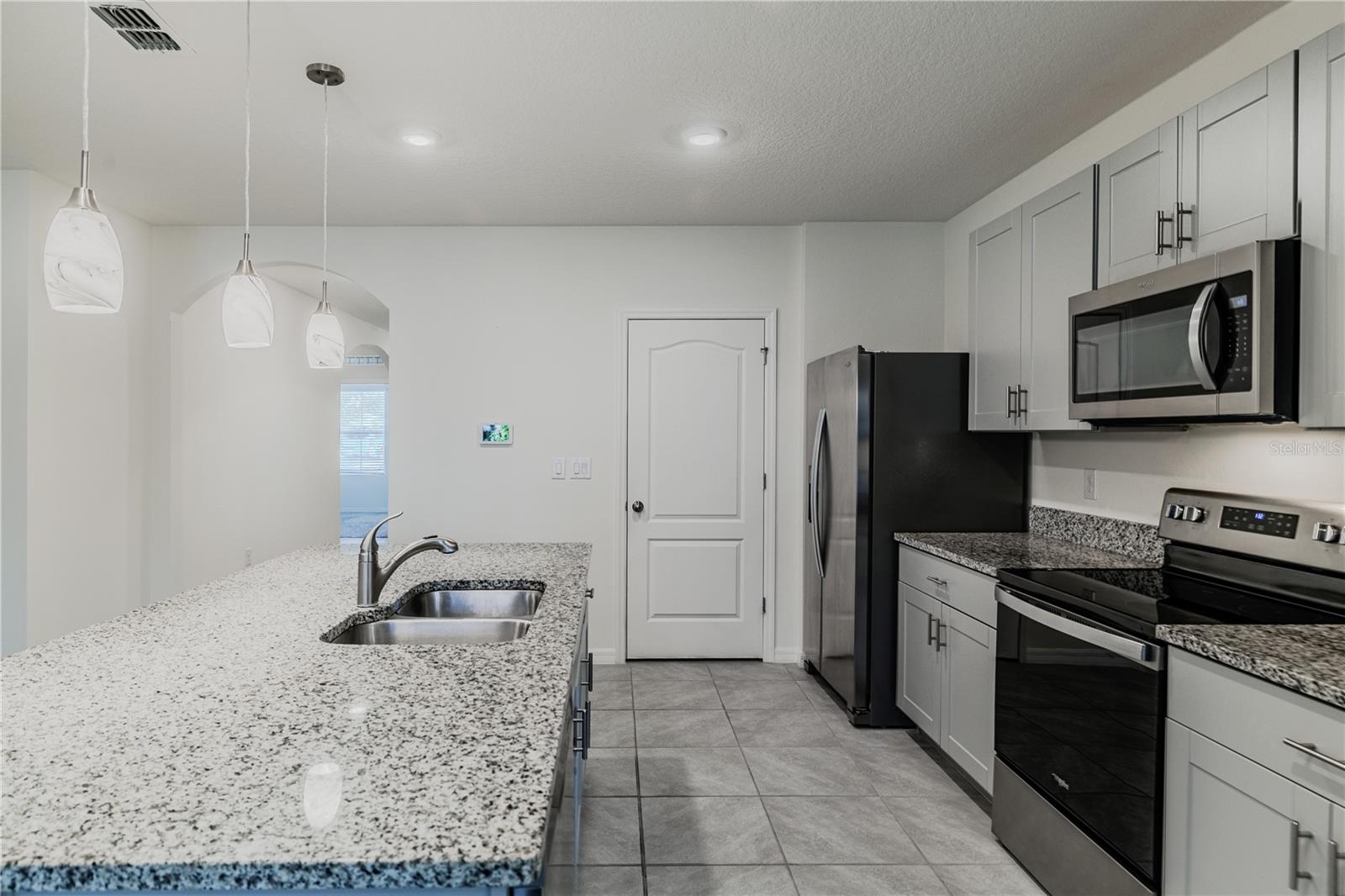 200 DUKE DR, DELAND, FL, 32724