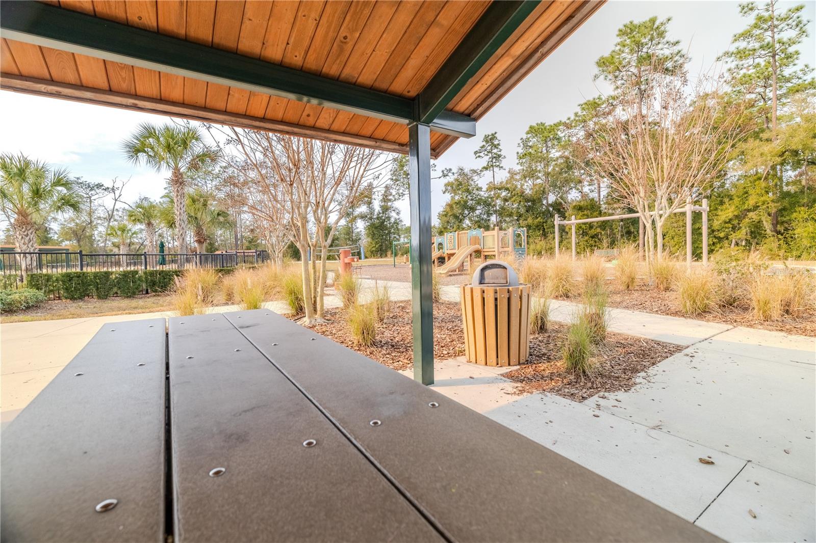 200 DUKE DR, DELAND, FL, 32724