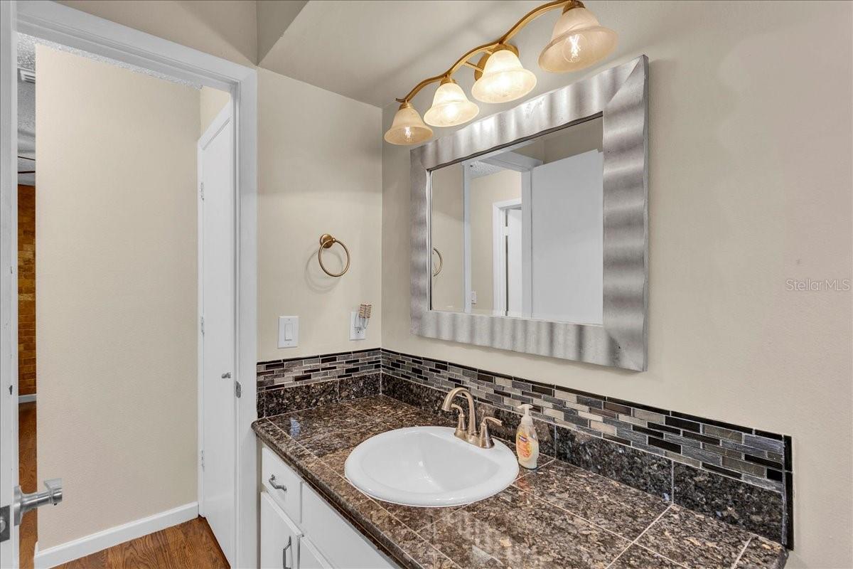 904 ORANGE BLOSSOM LN, SEFFNER, FL, 33584