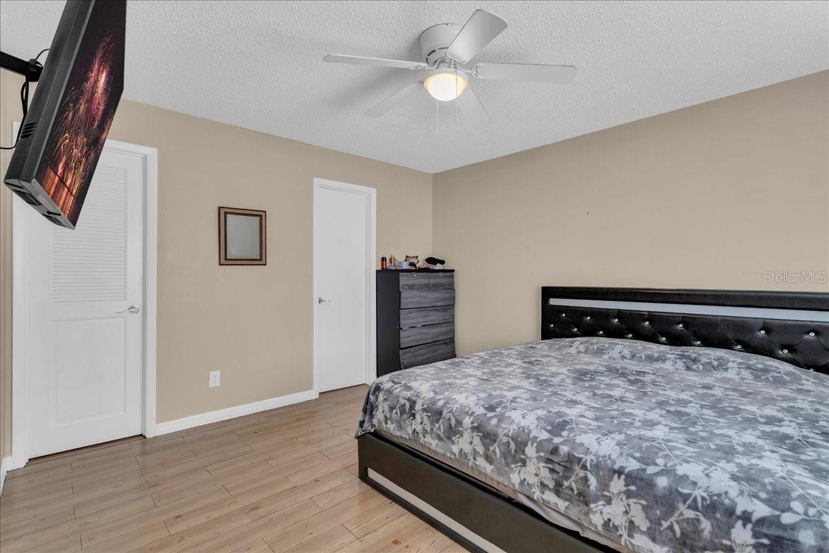 904 ORANGE BLOSSOM LN, SEFFNER, FL, 33584