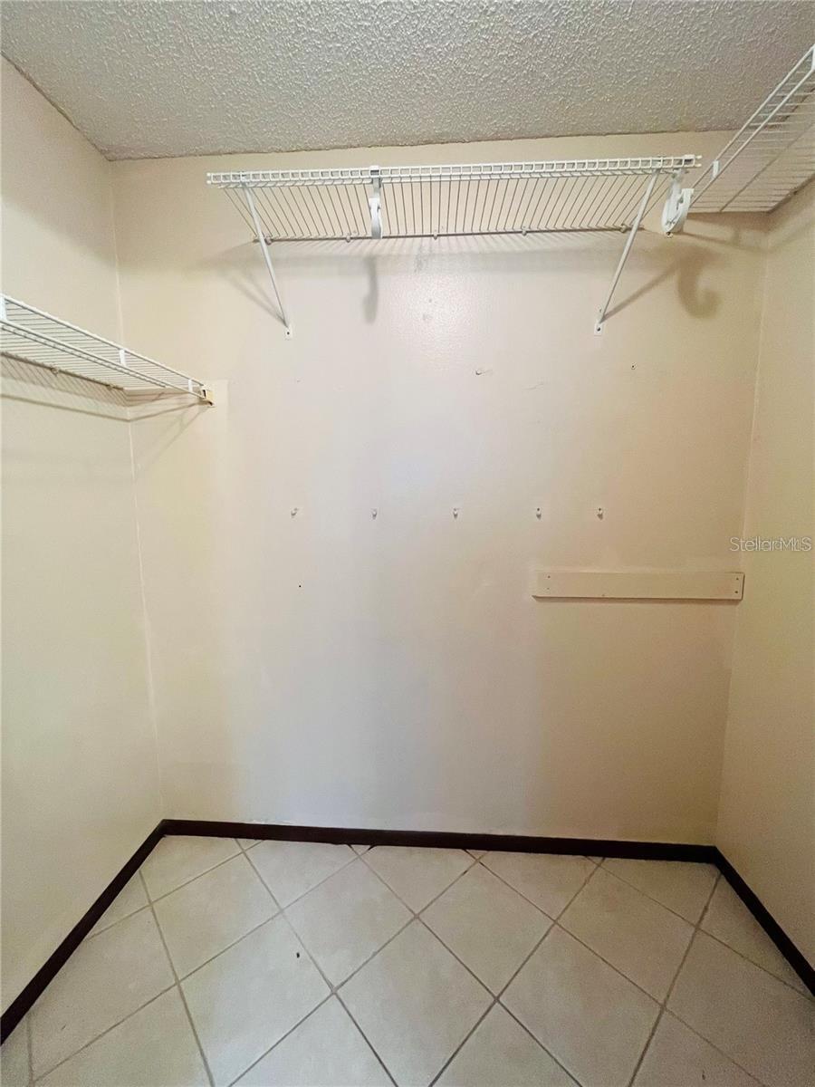 1748 BRIGHTMEADOW CT, ORLANDO, FL, 32818