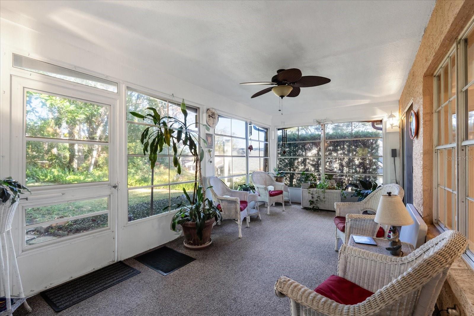 2043 SAWGRASS DR, APOPKA, FL, 32712