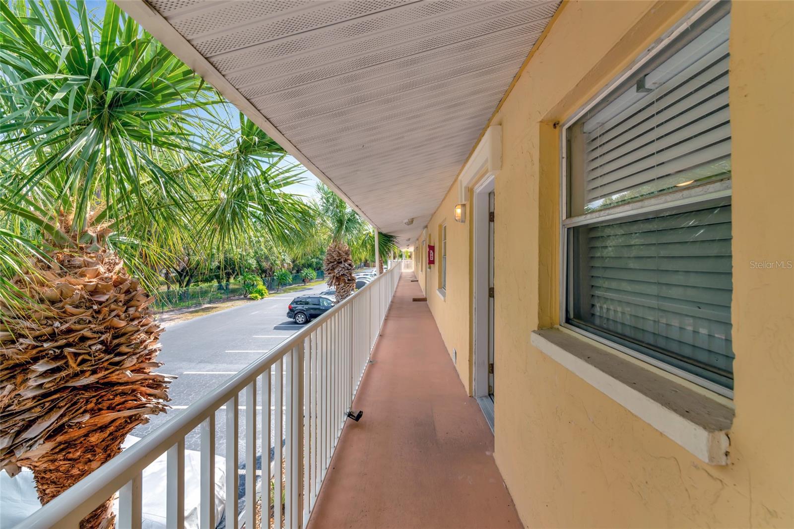 936 LA COSTA CIR #4, SARASOTA, FL, 34237