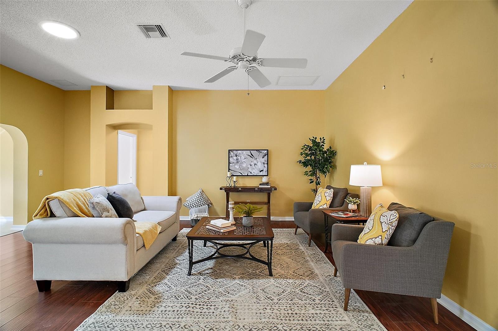 526 KINGSTON WAY, THE VILLAGES, FL, 32162