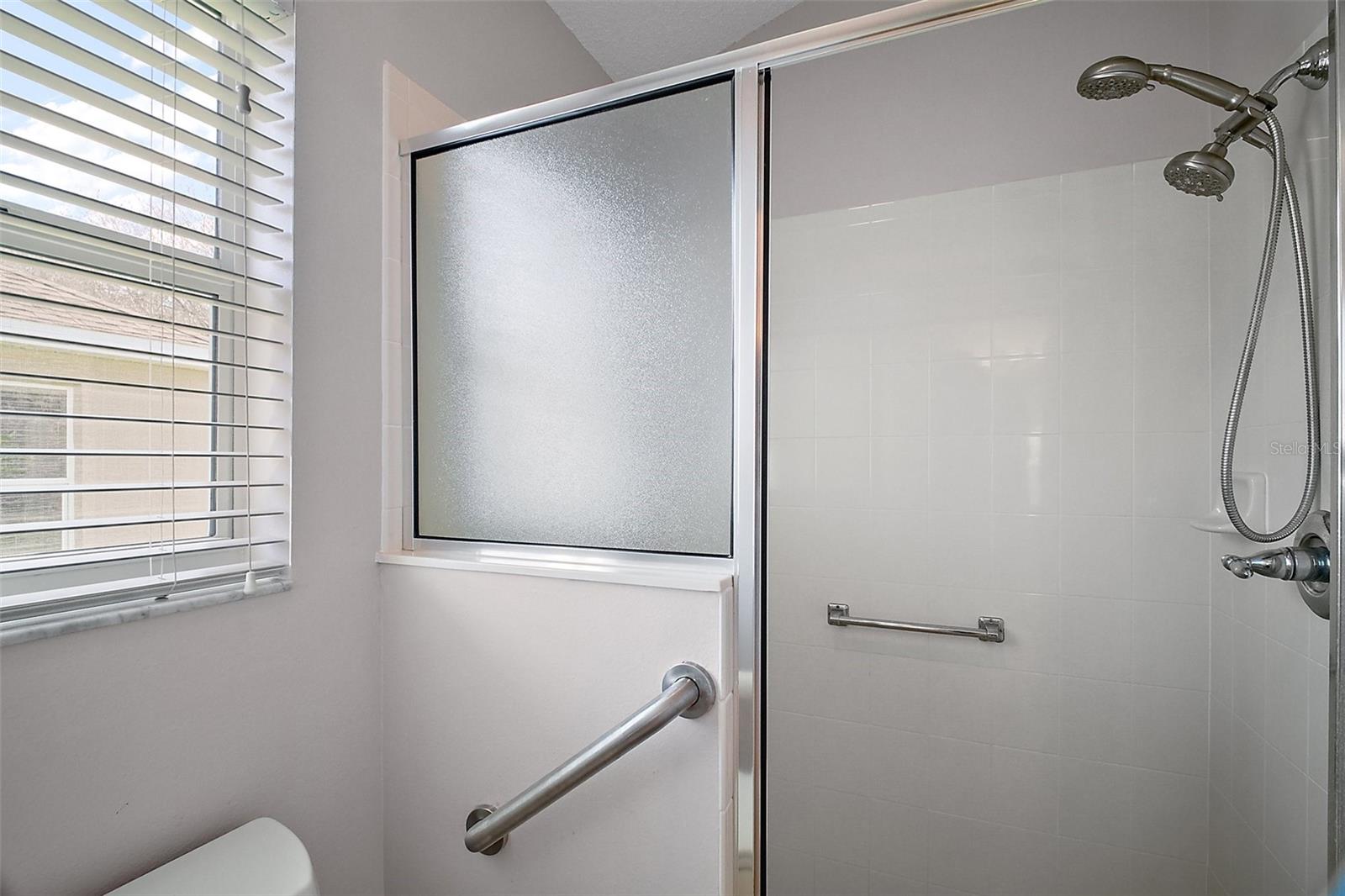 526 KINGSTON WAY, THE VILLAGES, FL, 32162