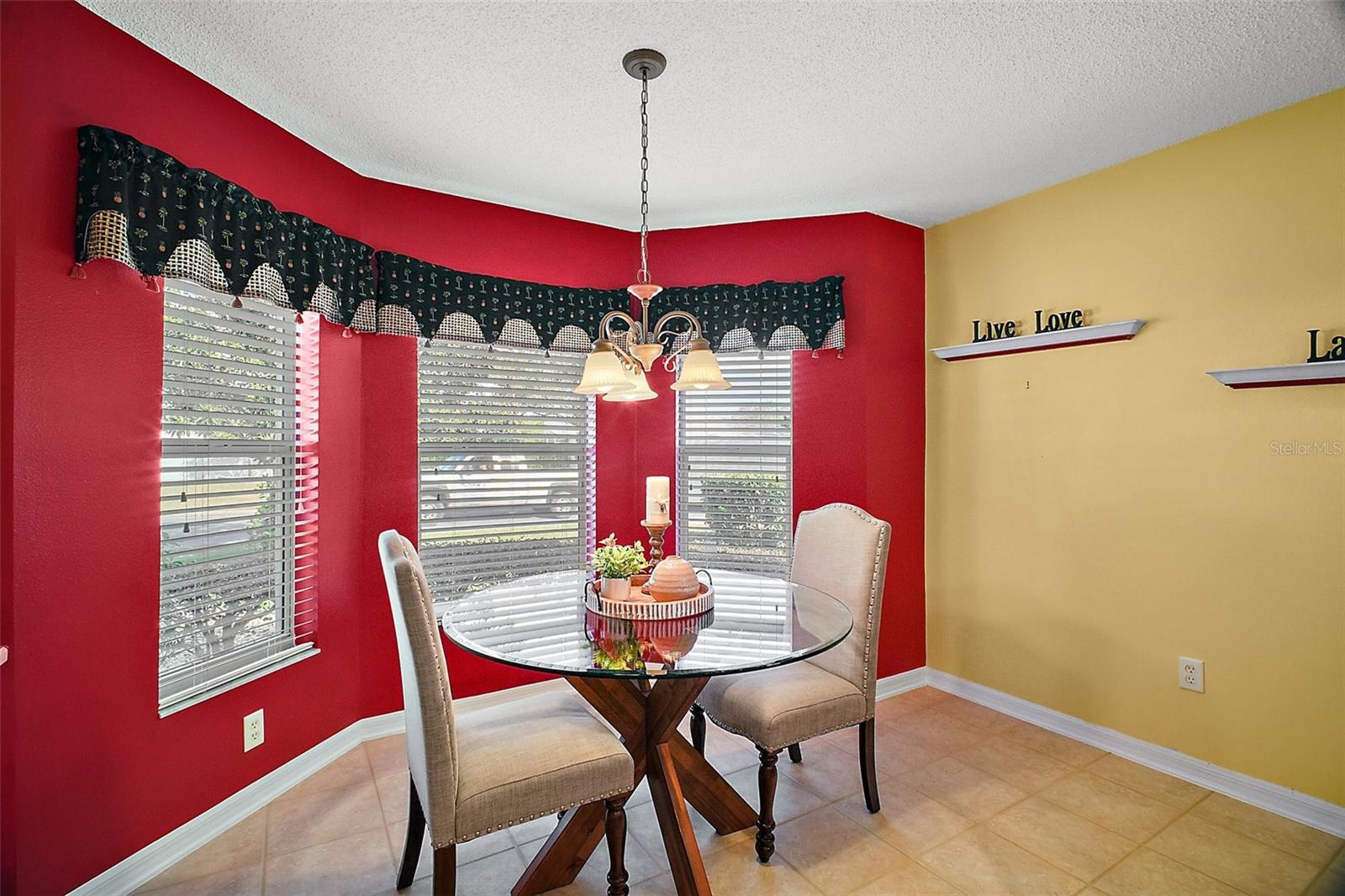 526 KINGSTON WAY, THE VILLAGES, FL, 32162