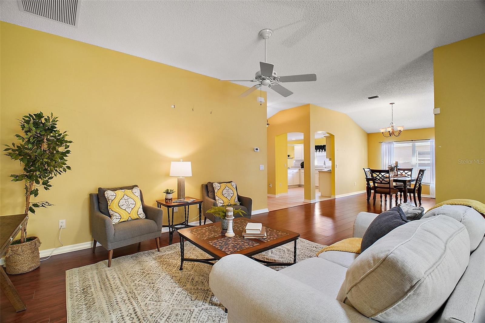 526 KINGSTON WAY, THE VILLAGES, FL, 32162