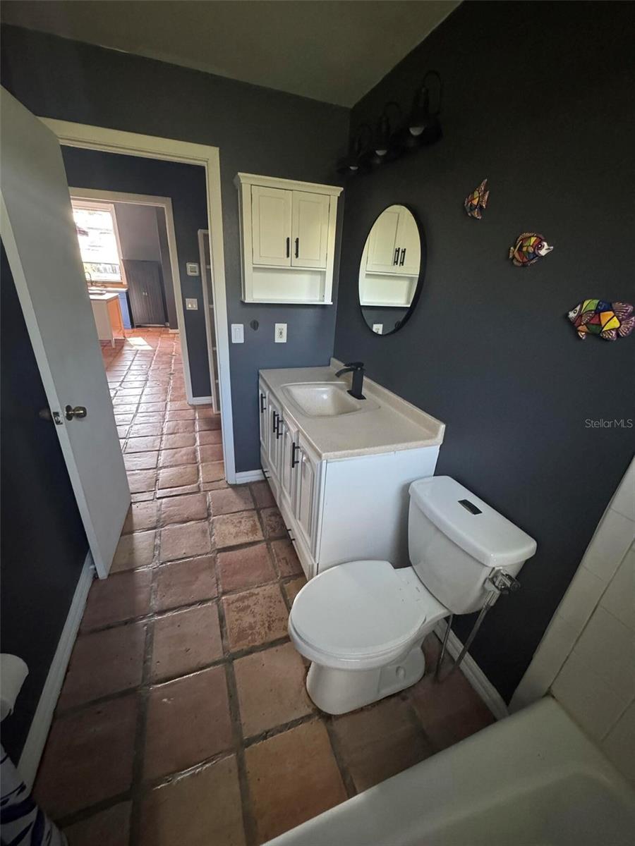 7027 HAWKINS RD, SARASOTA, FL, 34241