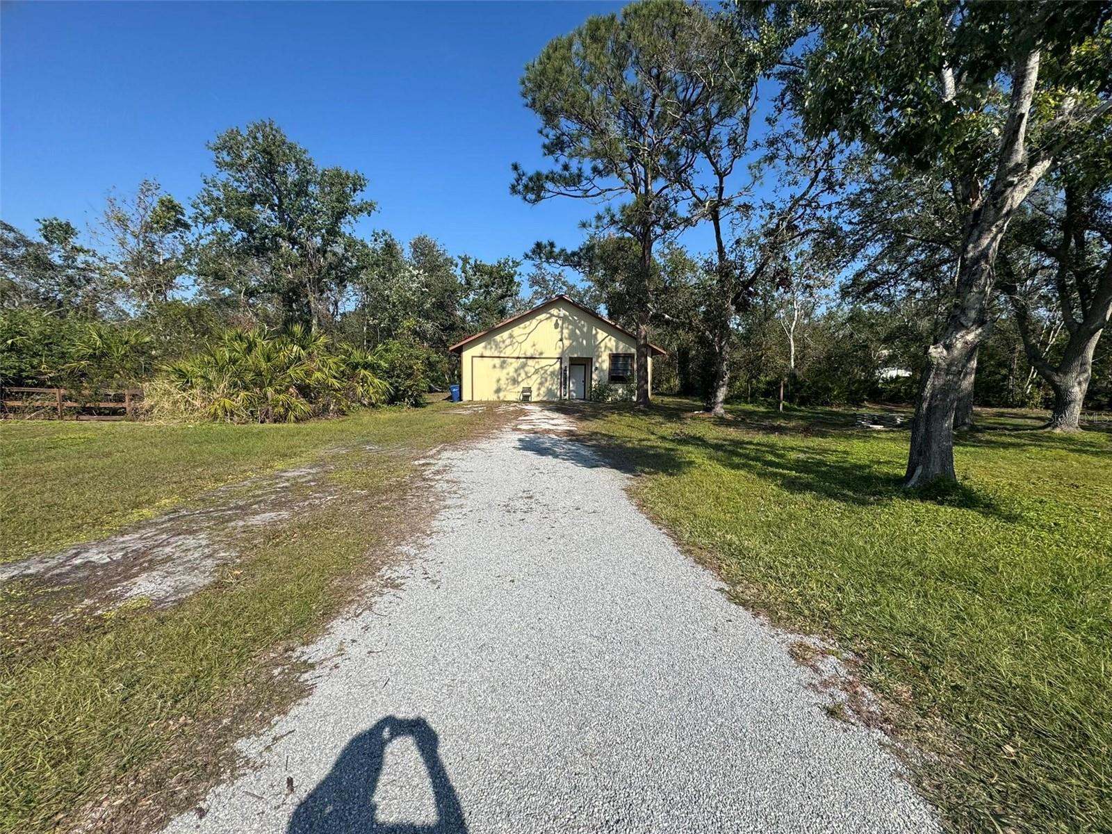 7027 HAWKINS RD, SARASOTA, FL, 34241
