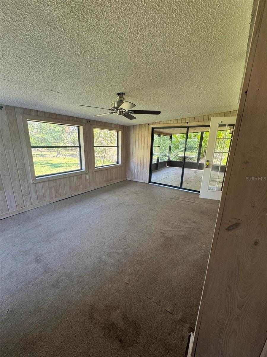 7027 HAWKINS RD, SARASOTA, FL, 34241