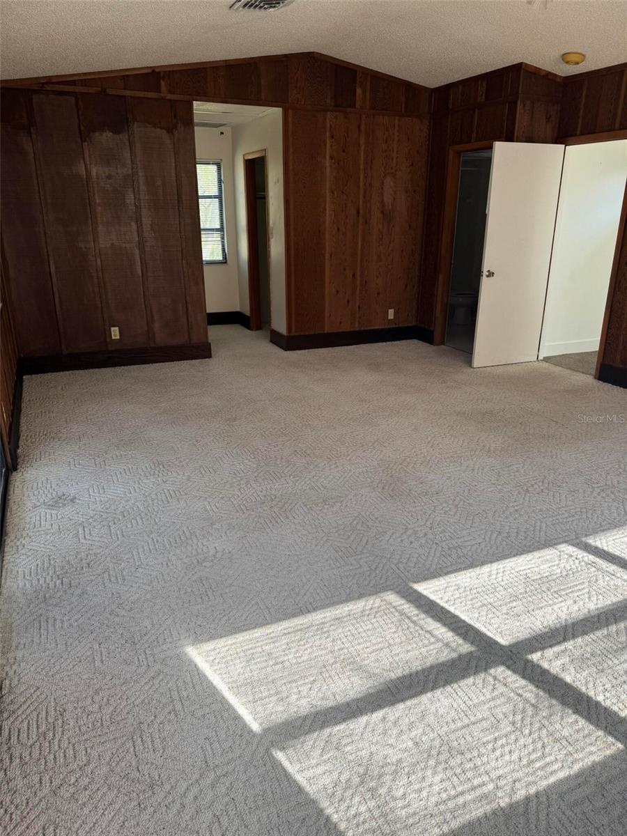 7027 HAWKINS RD, SARASOTA, FL, 34241