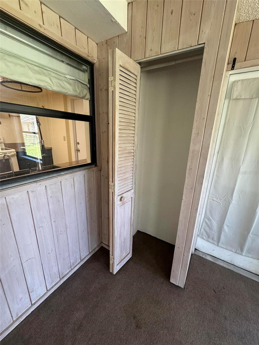 7027 HAWKINS RD, SARASOTA, FL, 34241