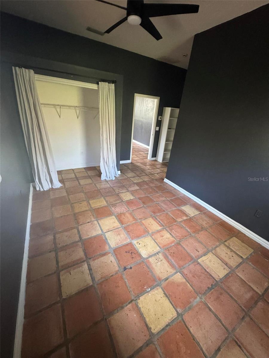 7027 HAWKINS RD, SARASOTA, FL, 34241