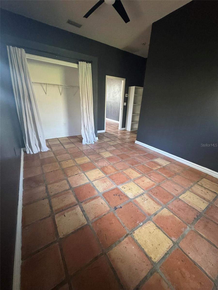 7027 HAWKINS RD, SARASOTA, FL, 34241