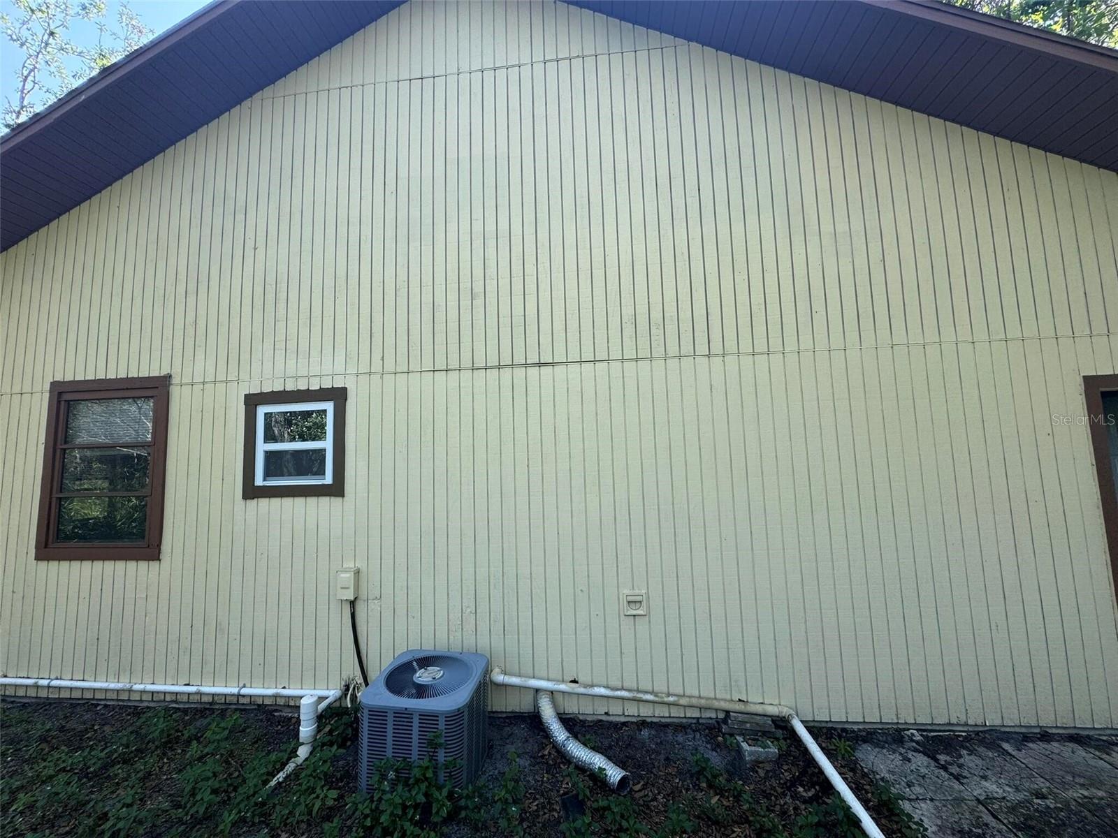 7027 HAWKINS RD, SARASOTA, FL, 34241