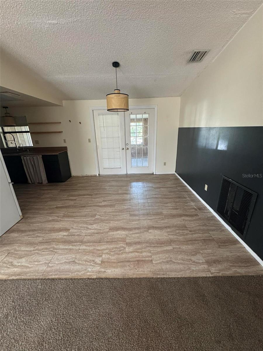 7027 HAWKINS RD, SARASOTA, FL, 34241