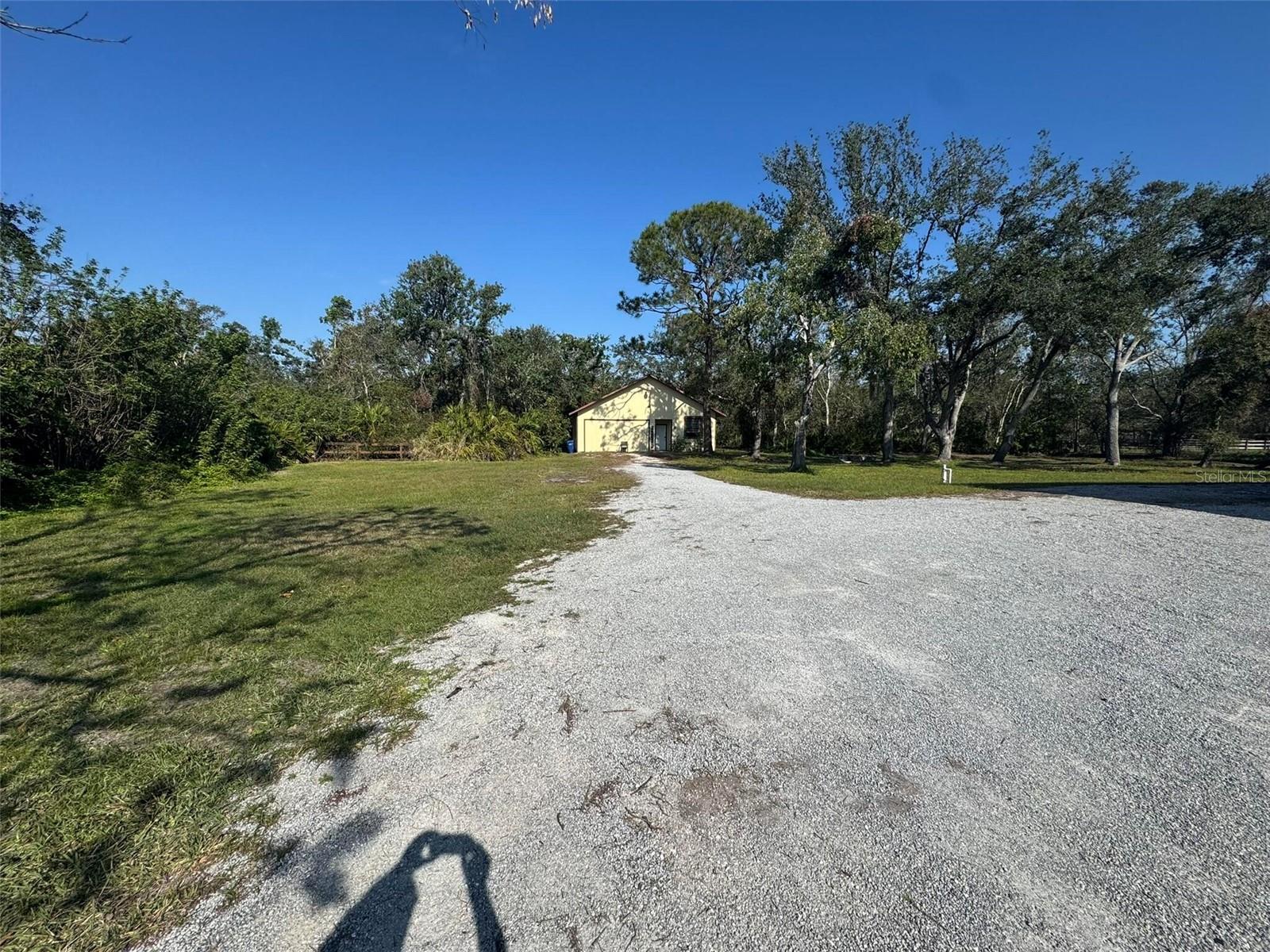 7027 HAWKINS RD, SARASOTA, FL, 34241