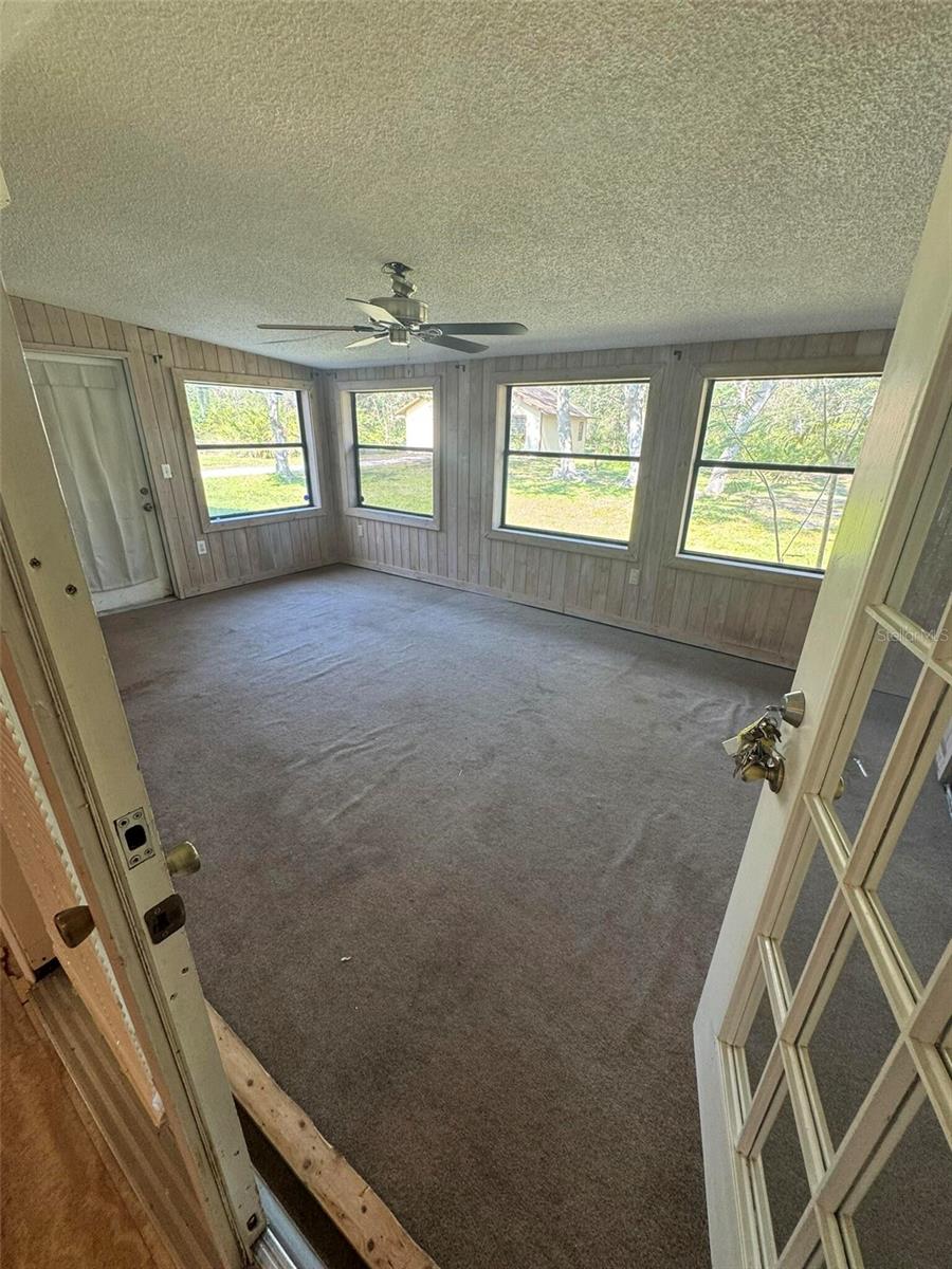 7027 HAWKINS RD, SARASOTA, FL, 34241