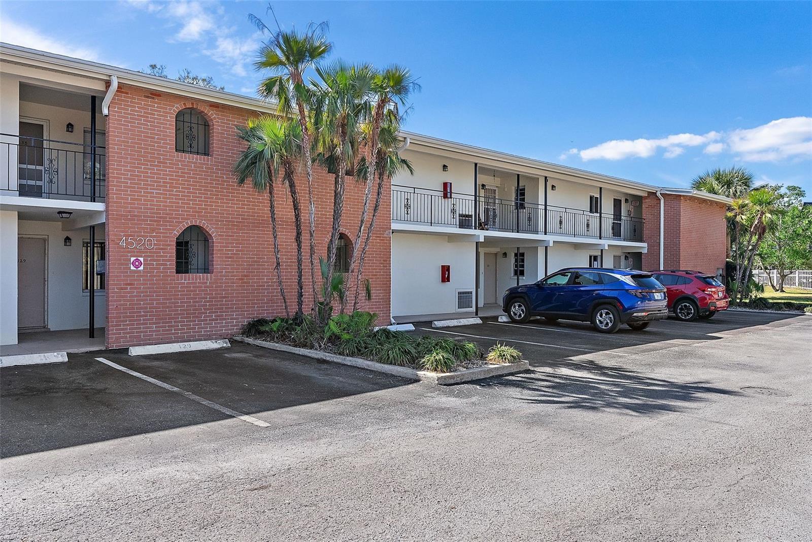 4520 OVERLOOK DR NE #238, ST PETERSBURG, FL, 33703