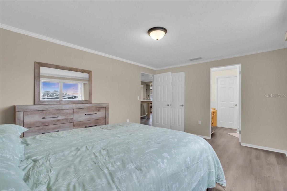 7420 CASS CIR, SARASOTA, FL, 34231