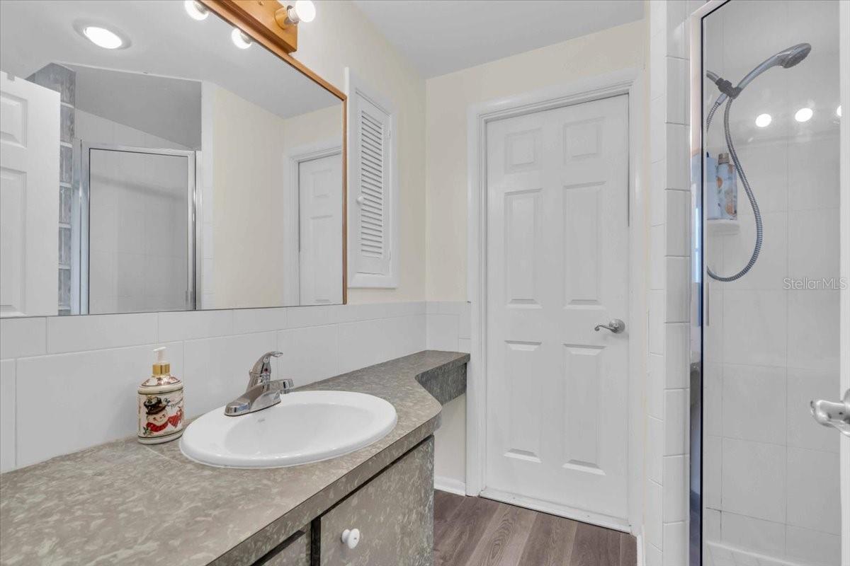 7420 CASS CIR, SARASOTA, FL, 34231