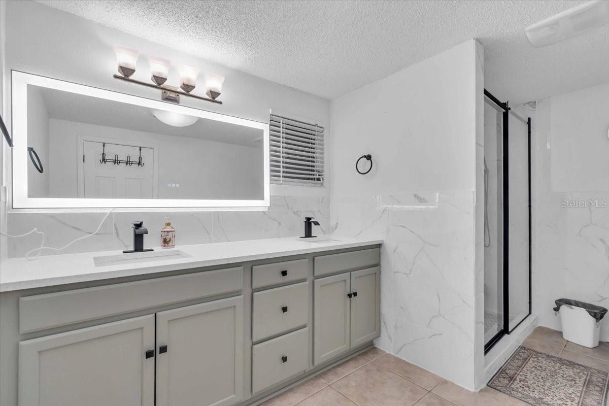 7420 CASS CIR, SARASOTA, FL, 34231