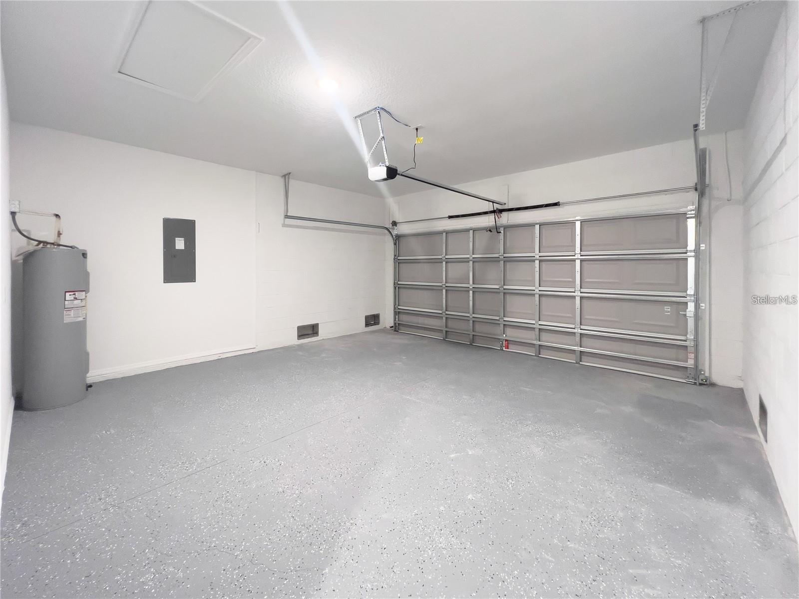 1045 9TH AVE, DELAND, FL, 32724