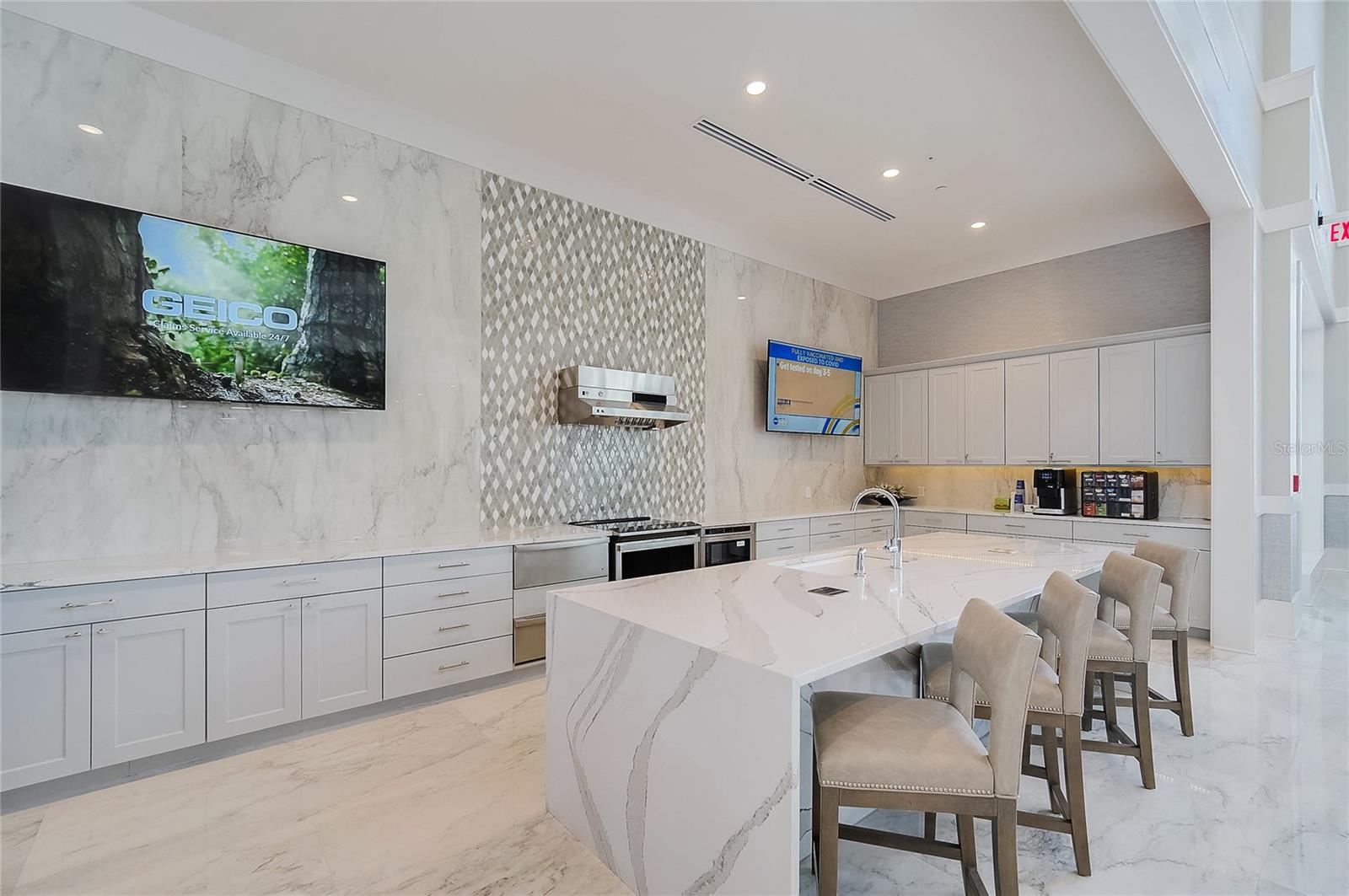 4940 SURFSIDE CIR, BRADENTON, FL, 34211