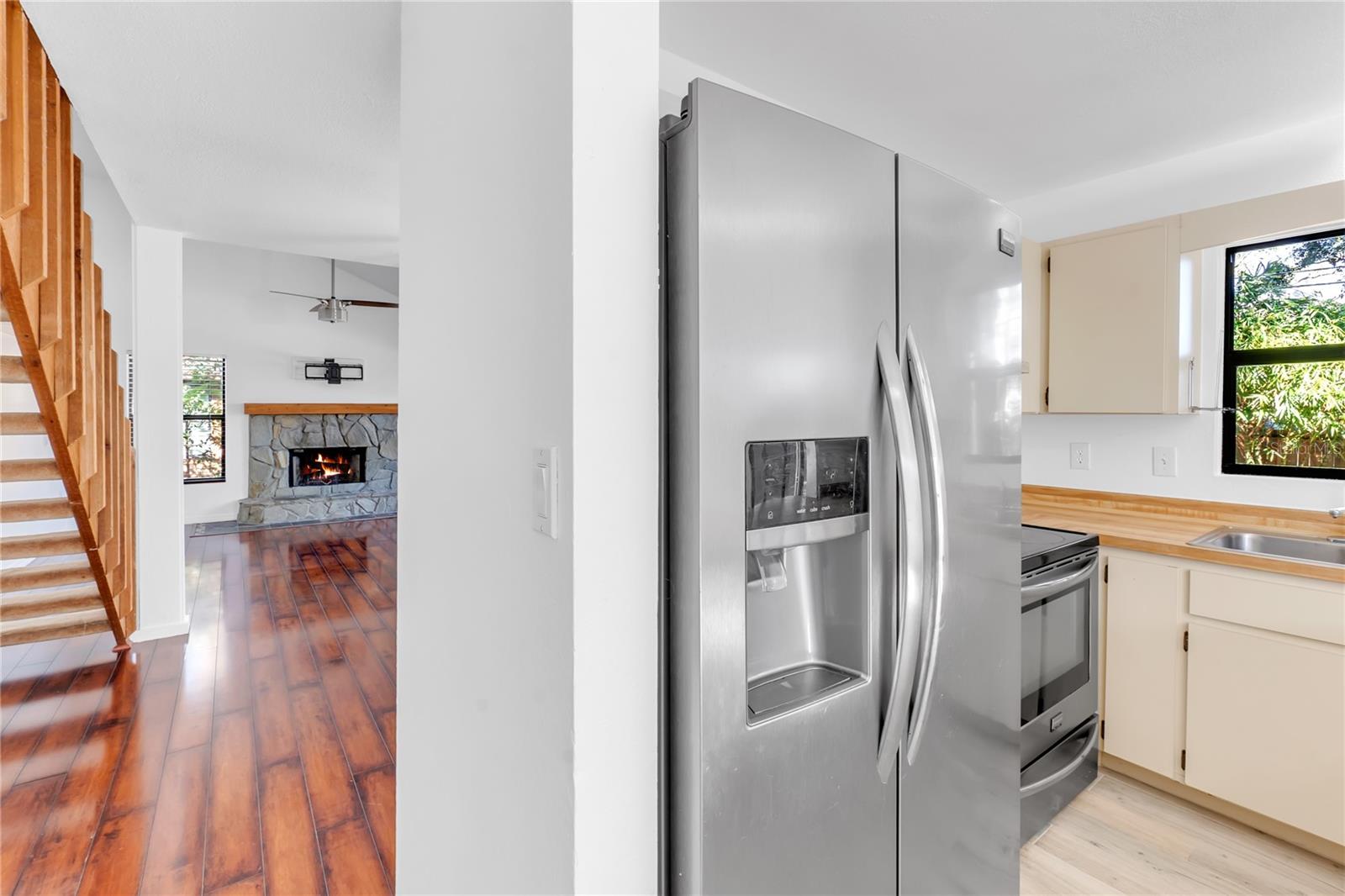 2037 LINWOOD WAY, SARASOTA, FL, 34232