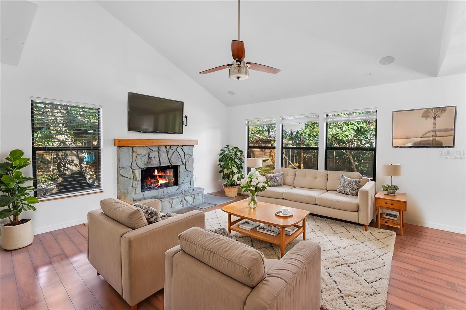 2037 LINWOOD WAY, SARASOTA, FL, 34232