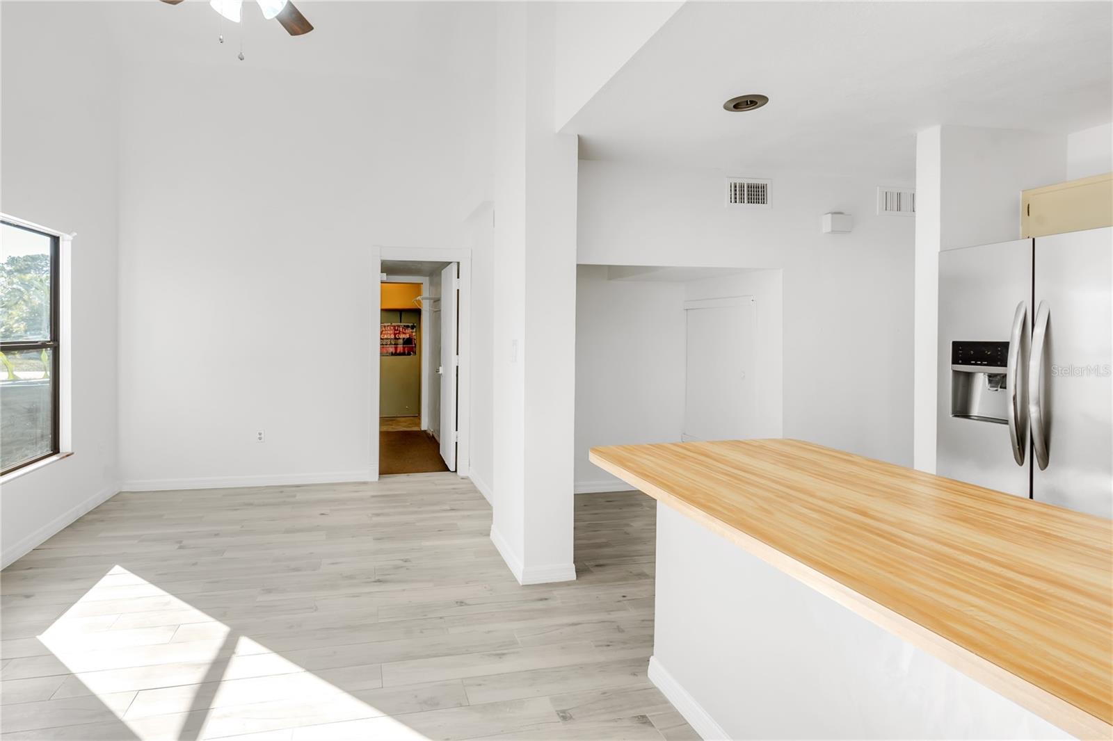 2037 LINWOOD WAY, SARASOTA, FL, 34232